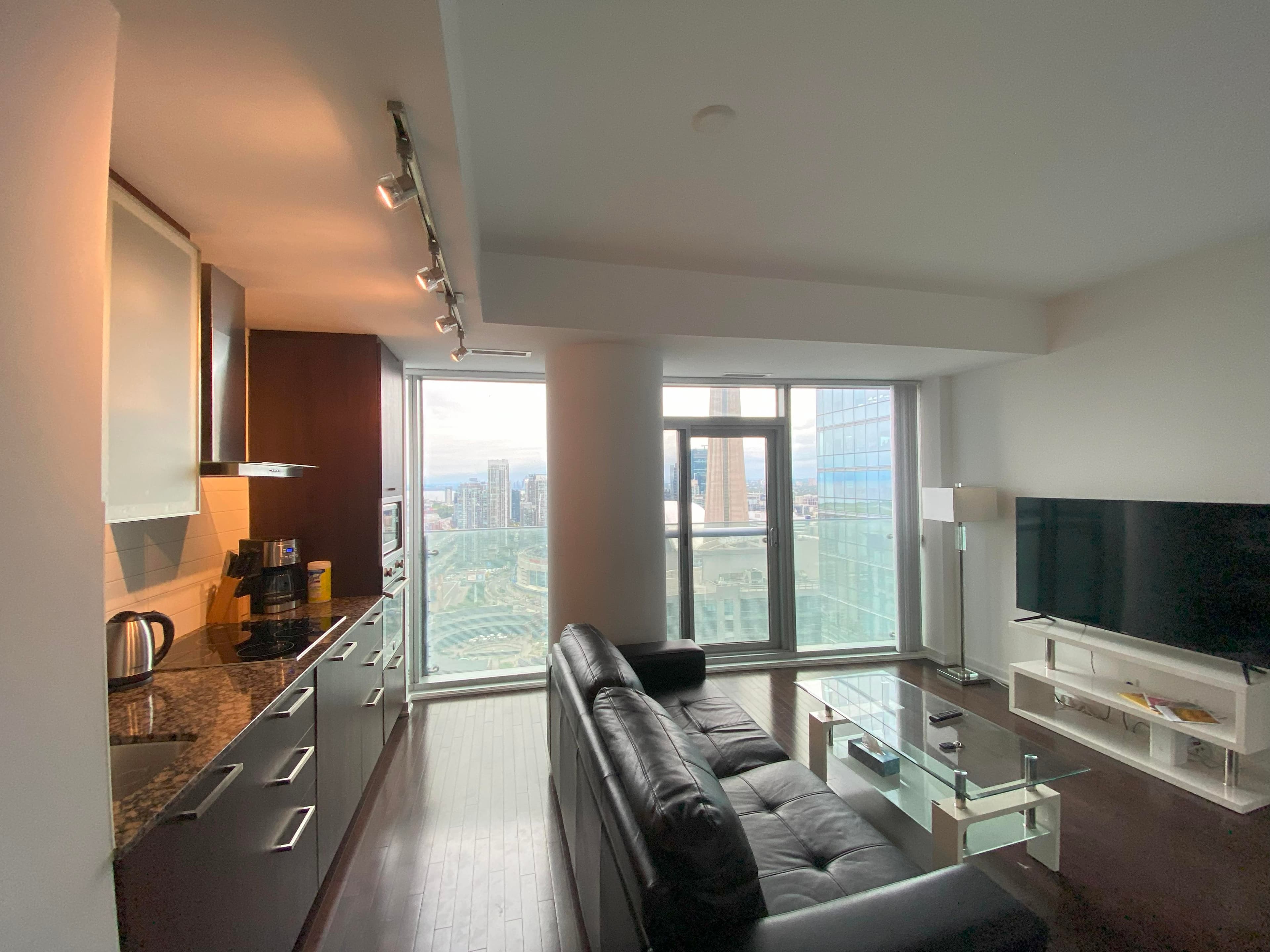York 2 Bed / 2 Bath · Sofa Bed — photo 1