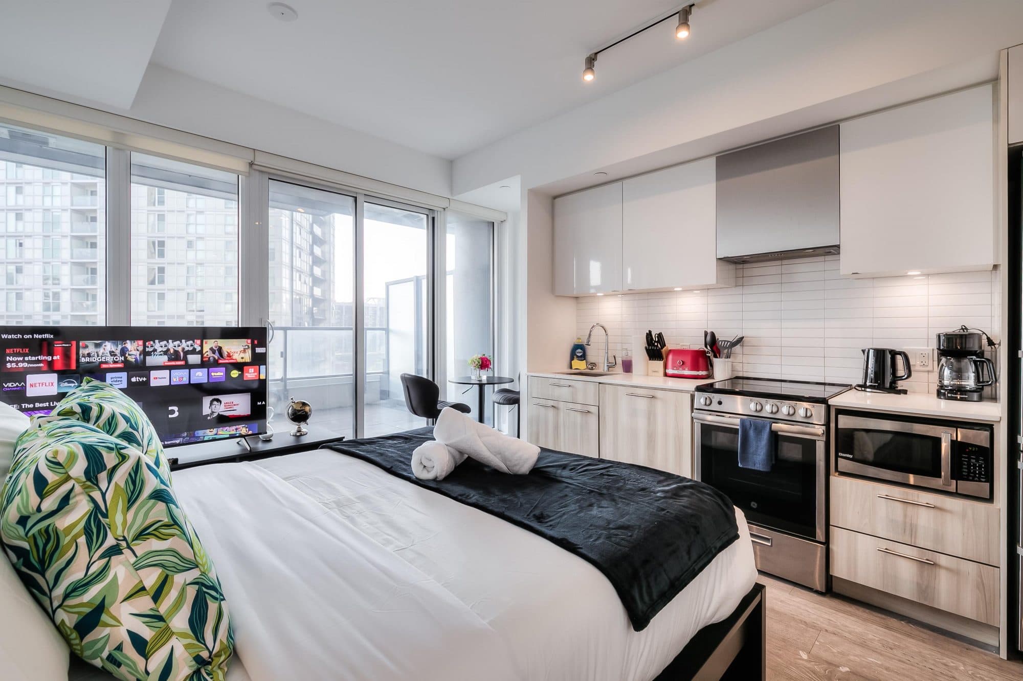Jarvis — furnished suites in Downtown East, Toronto